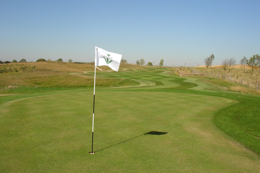 Ingrebourne-Links-Golf-Country-Club-Golf-16